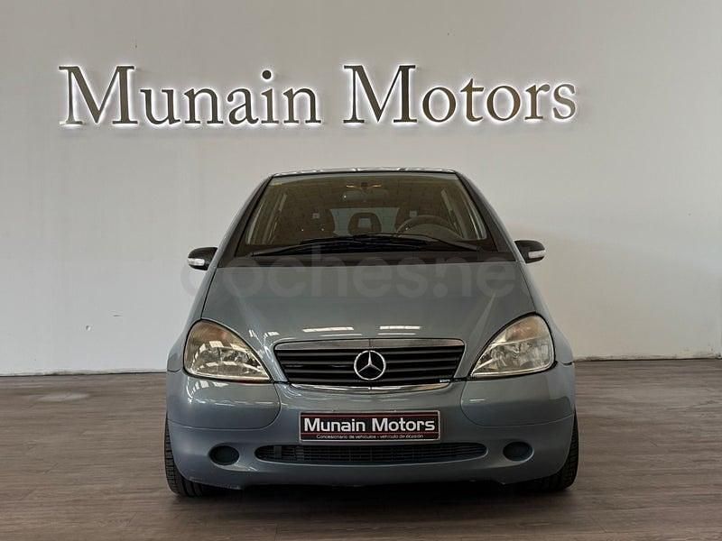 Usado Mercedes A140 Classic 82 CV (60 kW) 2004 Gris / plata Monovolumen