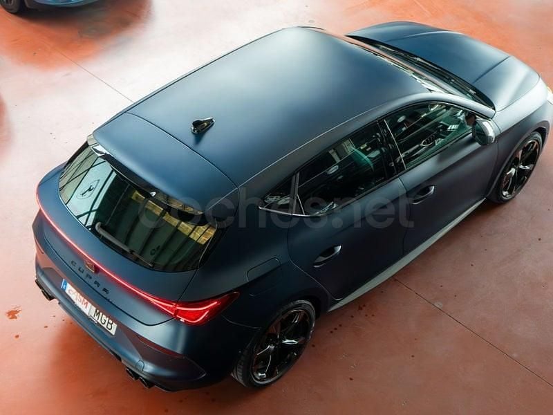 Usado Cupra Leon 190 CV (139 kW) 2023 Azul Berlina