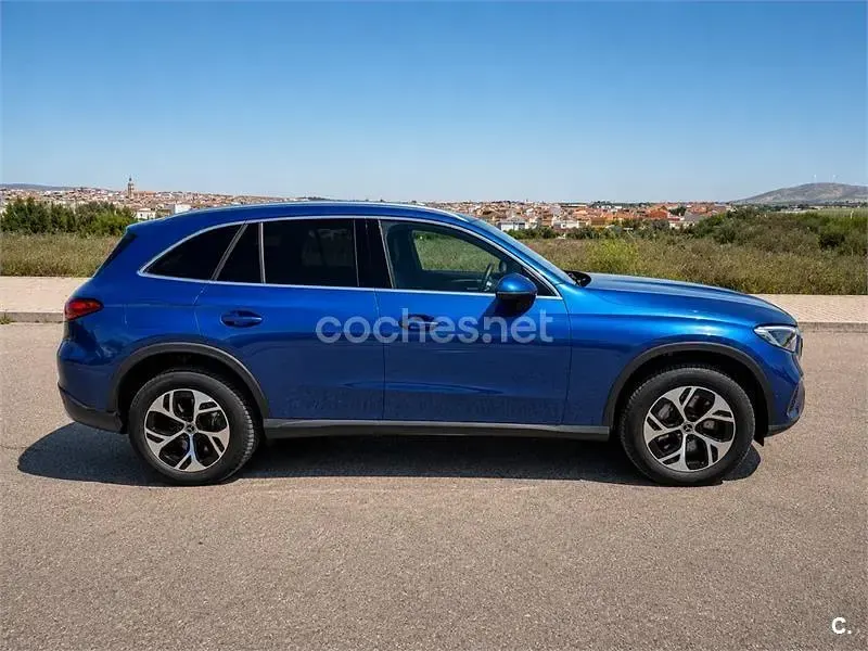 Usado Mercedes GLC300e 333 CV (244 kW) 2023 Azul SUV