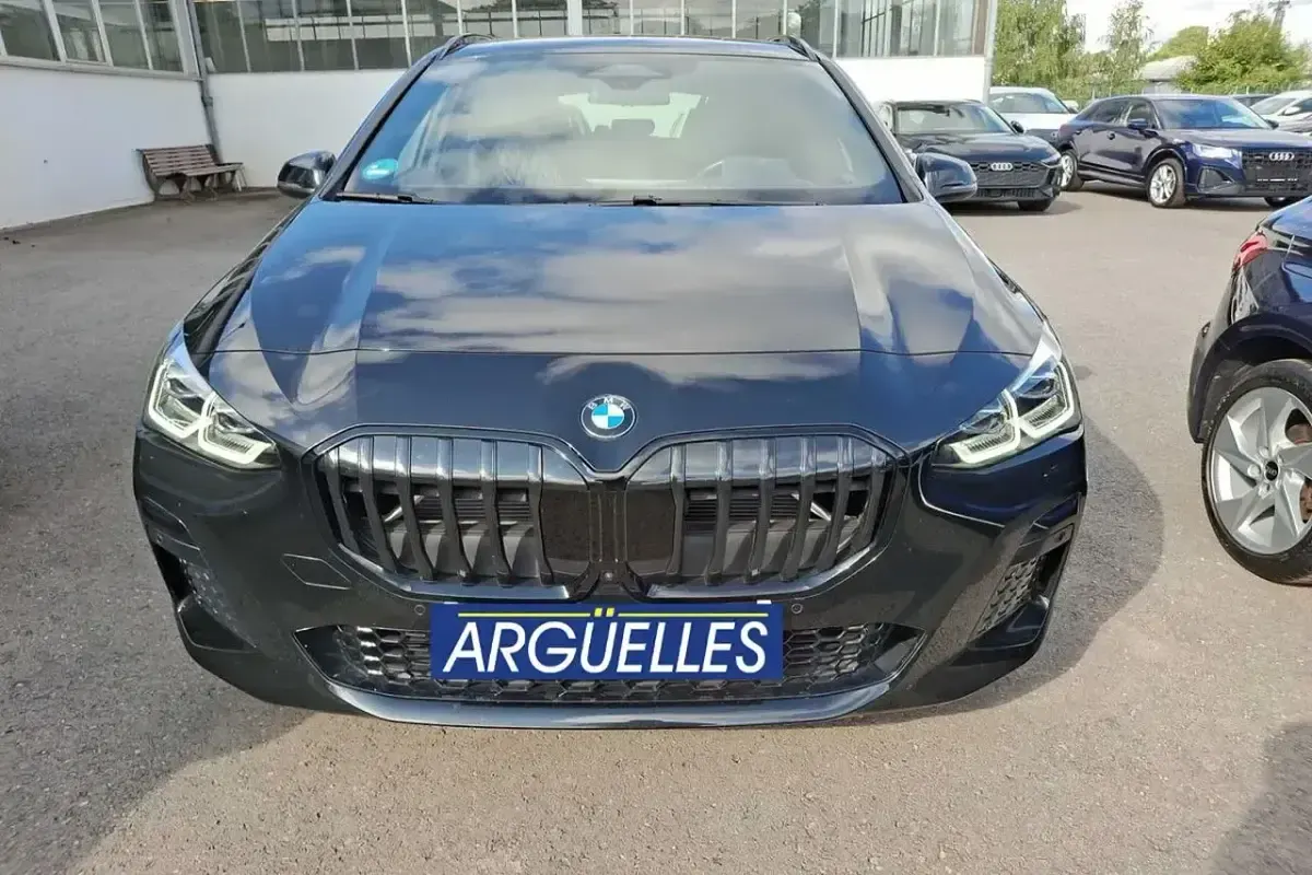 Usado BMW 223 Active Tourer M Sport 218 CV (160 kW) 2023 Negro Monovolumen