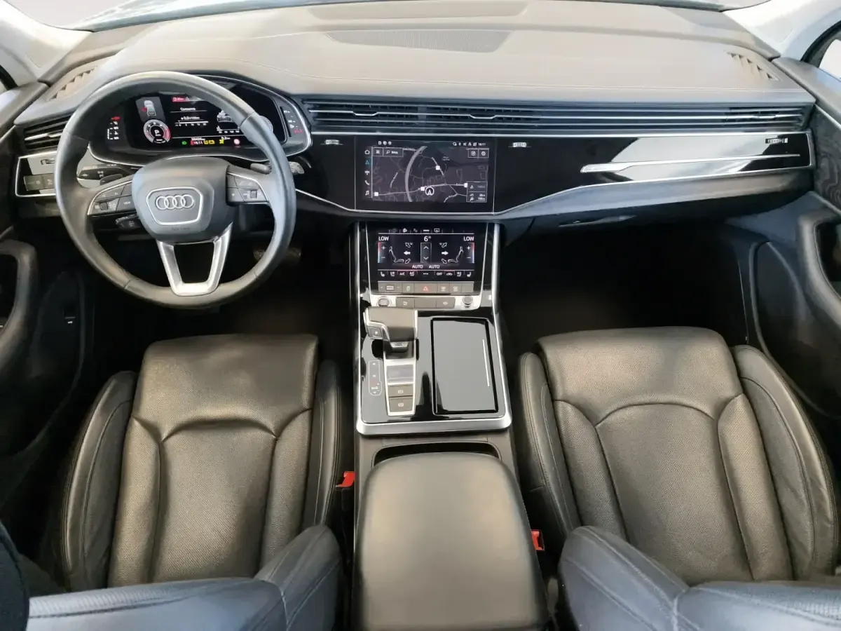 Usado Audi Q7 S-Line 286 CV (210 kW) 2022 Gris/plata SUV