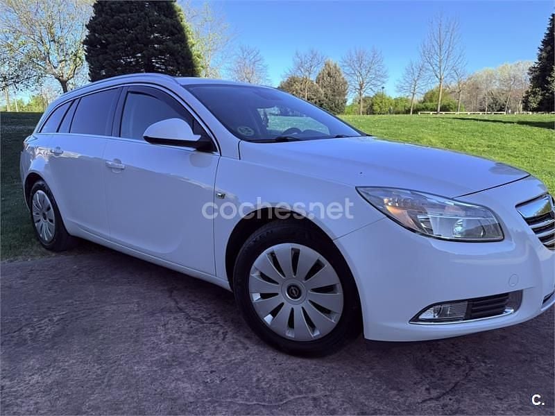 Usado Opel Insignia Excellence 130 CV (95 kW) 2013 Blanco Familiar