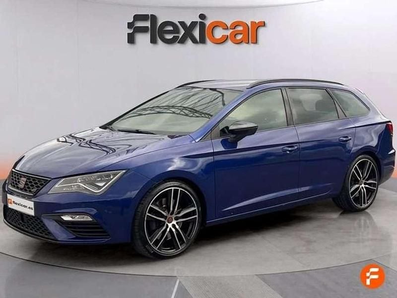 Usado Seat Leon ST 4Drive 300 CV (220 kW) 2019 Azul Familiar