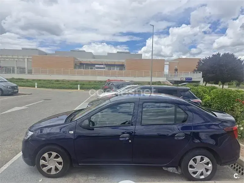Usado Dacia Logan Essentiel 90 CV (66 kW) 2018 Azul Berlina