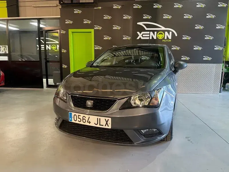 Usado Seat Ibiza Style 105 CV (77 kW) 2016 Gris / plata Berlina