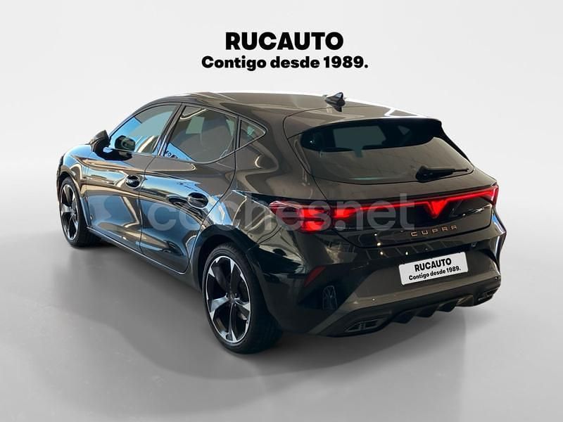 Usado Cupra Leon 150 CV (110 kW) 2024 Negro Berlina