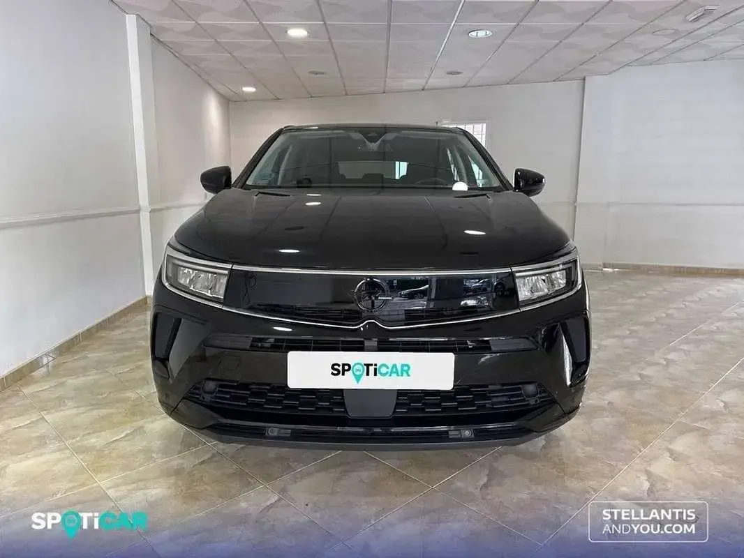 Usado Opel Grandland X 131 CV (96 kW) 2023 Negro SUV