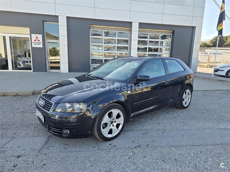 Usado Audi A3 Ambition 140 CV (102 kW) 2005 Negro Utilitario