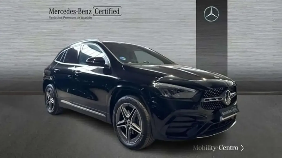Usado Mercedes GLA250 165 CV (121 kW) 2025 Negro SUV