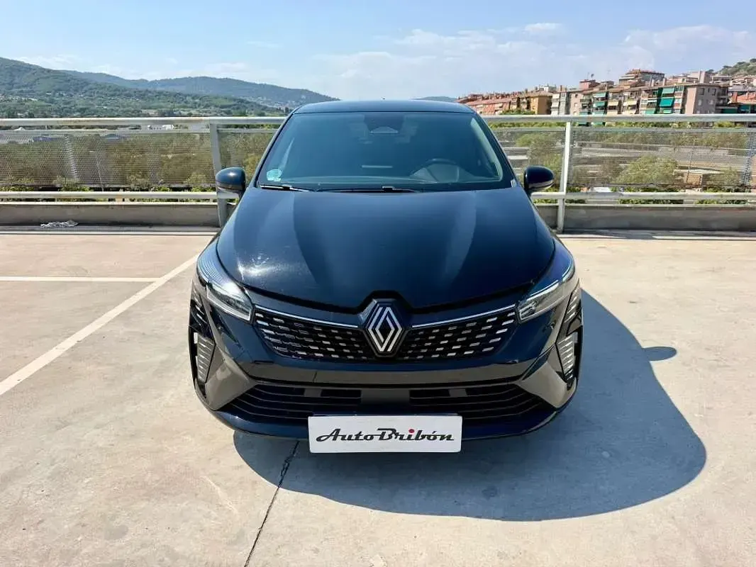 Usado Renault Clio Techno 91 CV (66 kW) 2025 Negro Utilitario