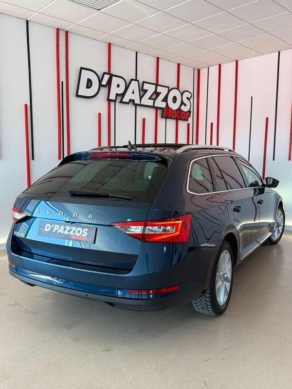 Usado Skoda Superb Ambition 120 CV (88 kW) 2020 Azul Familiar