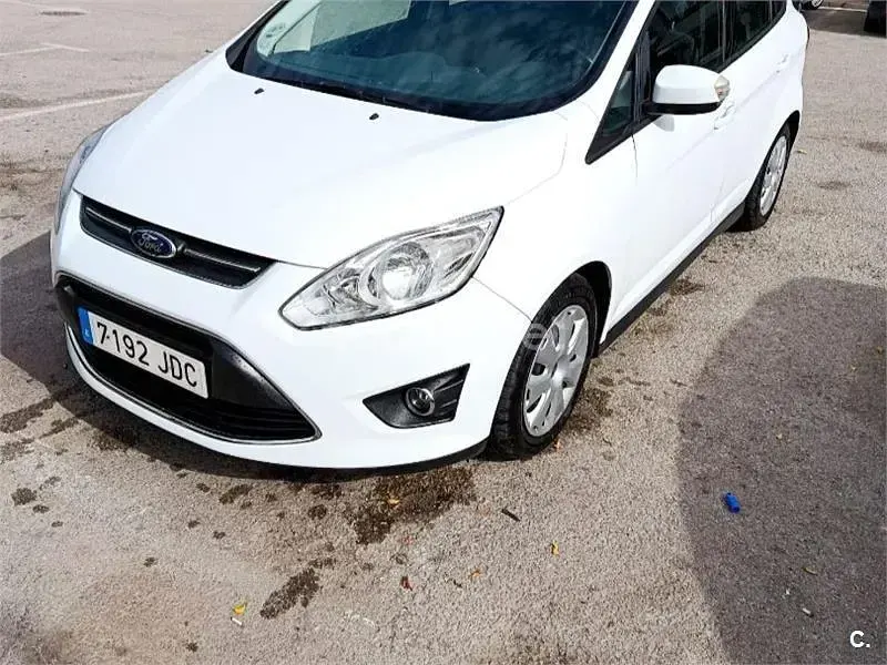 Usado Ford C-MAX Trend 95 CV (69 kW) 2015 Blanco Monovolumen