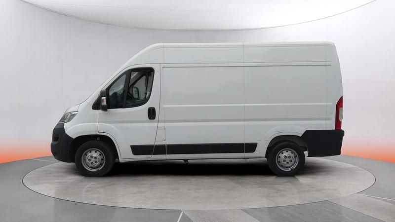 Käytetty Citroën Jumper 140 HP (102 kW) 2021 Valkoinen Tila-auto