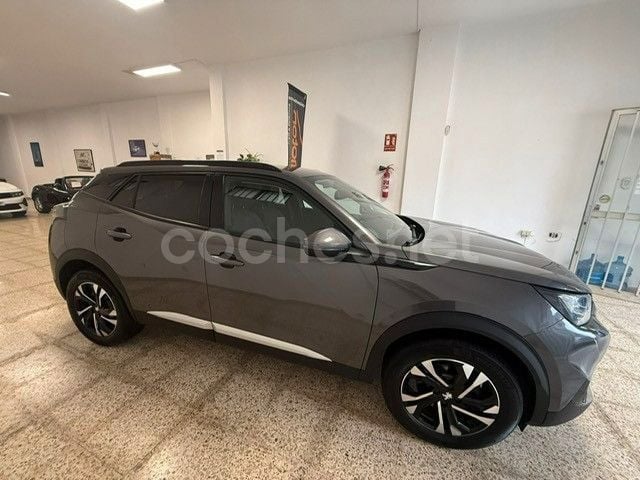 Gris / plata Usado 2019 Peugeot 2008 Allure SUV | 15.500 € (Caro) - Imagen 1/4