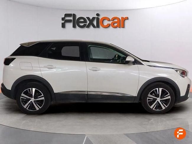 Usado Peugeot 3008 Allure 130 CV (95 kW) 2019 Blanco SUV