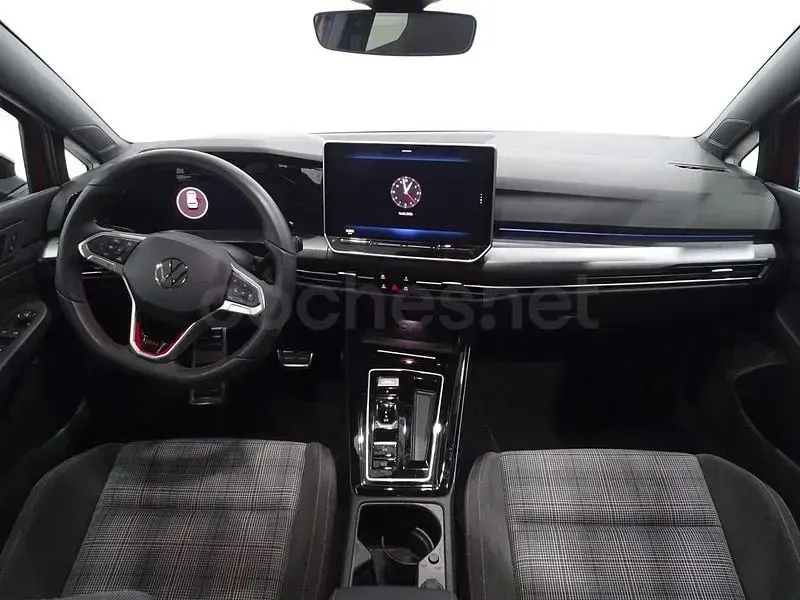Usado VW Golf VIII GTI 265 CV (194 kW) 2025 Rojo Berlina