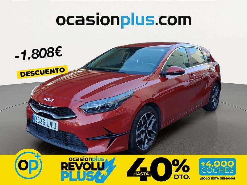 Usado Kia Ceed 120 CV (88 kW) 2022 Rojo Utilitario