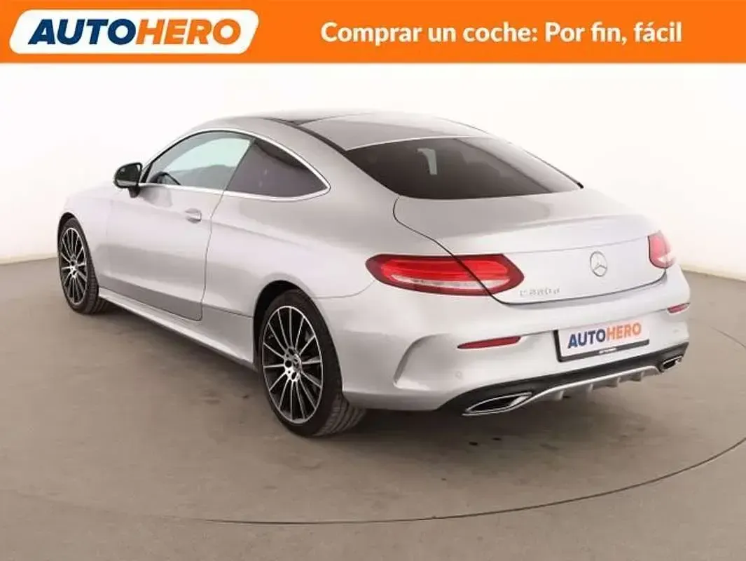 Usado Mercedes C200 170 CV (125 kW) 2018 Gris Coupe