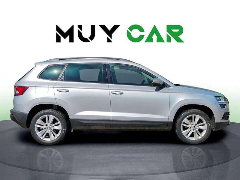 Usado Skoda Karoq Ambition 116 CV (85 kW) 2021 Gris SUV