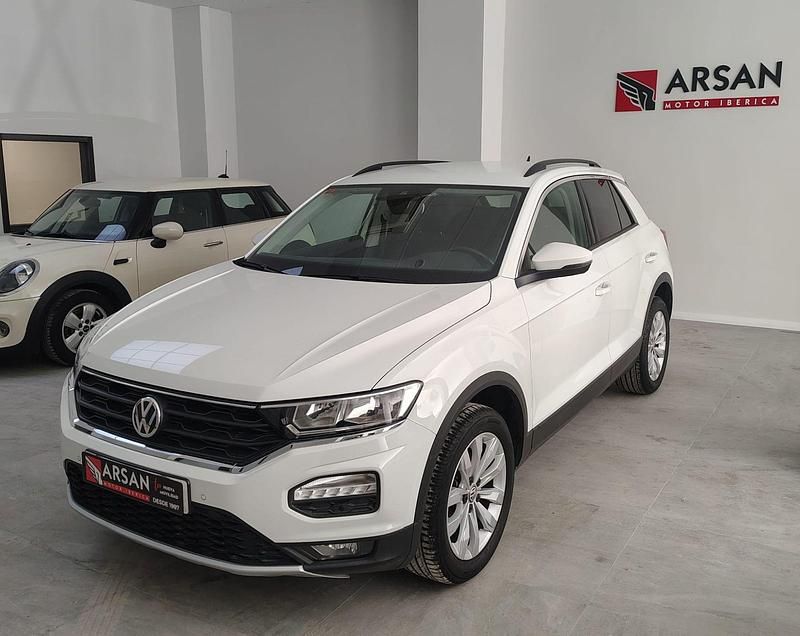 Blanco Usado 2019 VW T-Roc Advance SUV | 19.995 € (Precio justo) - Imagen 1/4