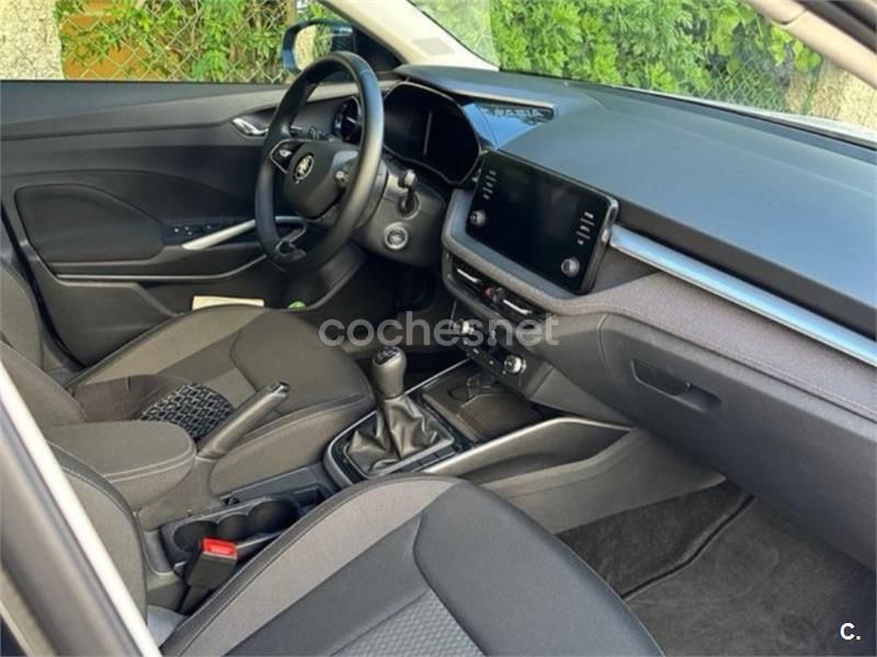 Usado Skoda Fabia Style 95 CV (69 kW) 2022 Blanco Utilitario