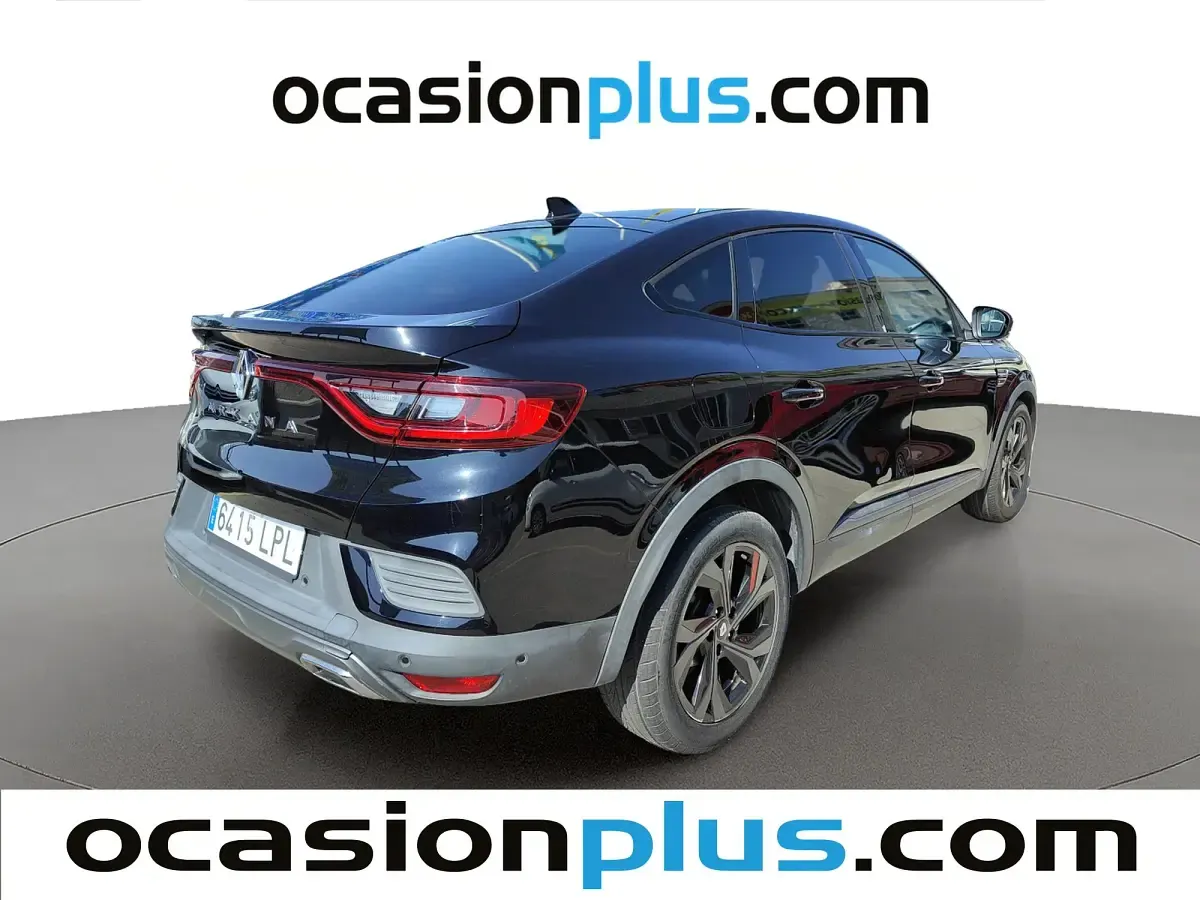 Usado Renault Arkana RS Line 140 CV (102 kW) 2021 Negro SUV