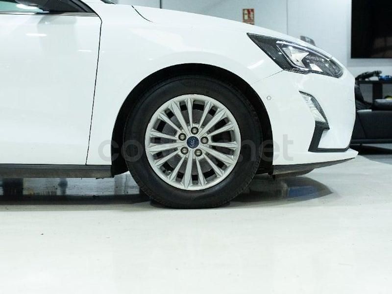 Usado Ford Focus Titanium 120 CV (88 kW) 2020 Blanco Familiar