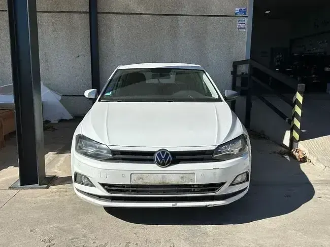 Usado VW Polo Advance 95 CV (69 kW) 2021 Blanco Berlina