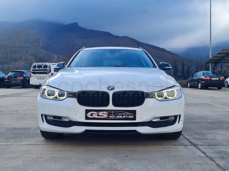 Usado BMW 318 143 CV (105 kW) 2014 Blanco Familiar