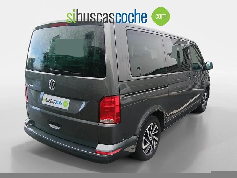 Usado VW Multivan 150 CV (110 kW) 2022 Gris/plata Van