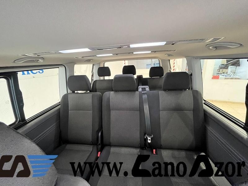 Usado VW Caravelle Comfortline 150 CV (110 kW) 2023 Blanco Monovolumen