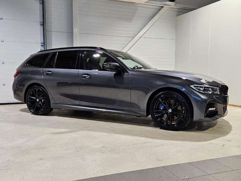 Gris / plata Usado 2021 BMW 330e M Sport Familiar | 35.990 € (Un poco caro) - Imagen 1/4
