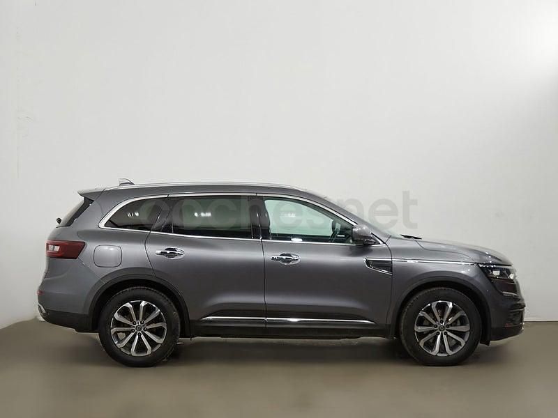 Usado Renault Koleos Zen 150 CV (110 kW) 2019 Gris / plata SUV