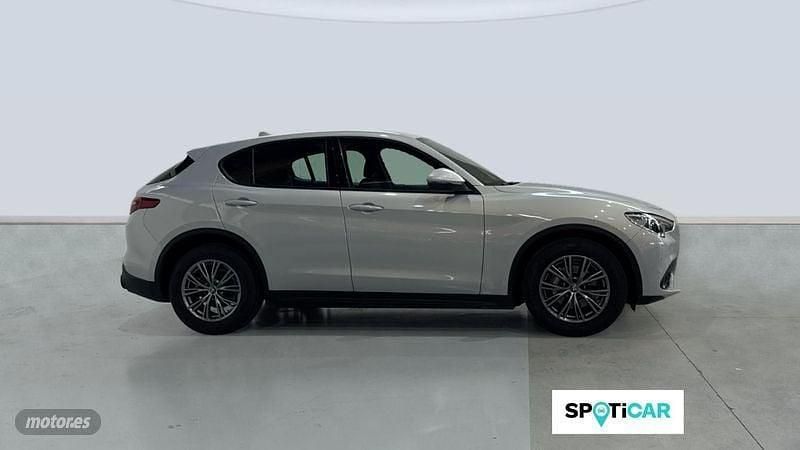Usado Alfa Romeo Stelvio Super 160 CV (117 kW) 2022 Blanco SUV