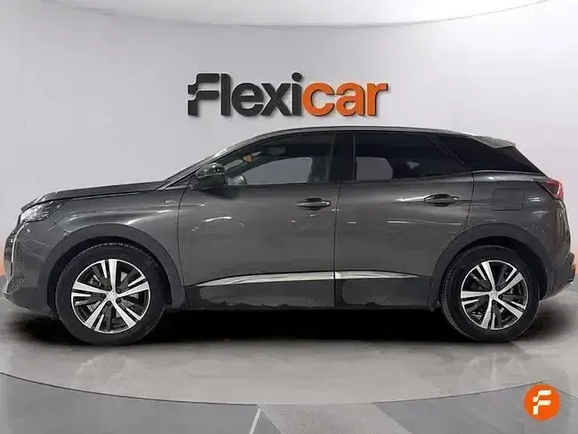 Usado Peugeot 3008 Allure 180 CV (132 kW) 2023 Gris SUV