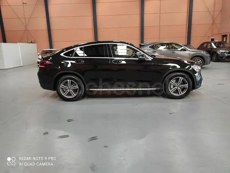 Usado Mercedes GLC220 194 CV (142 kW) 2019 Negro Coupe