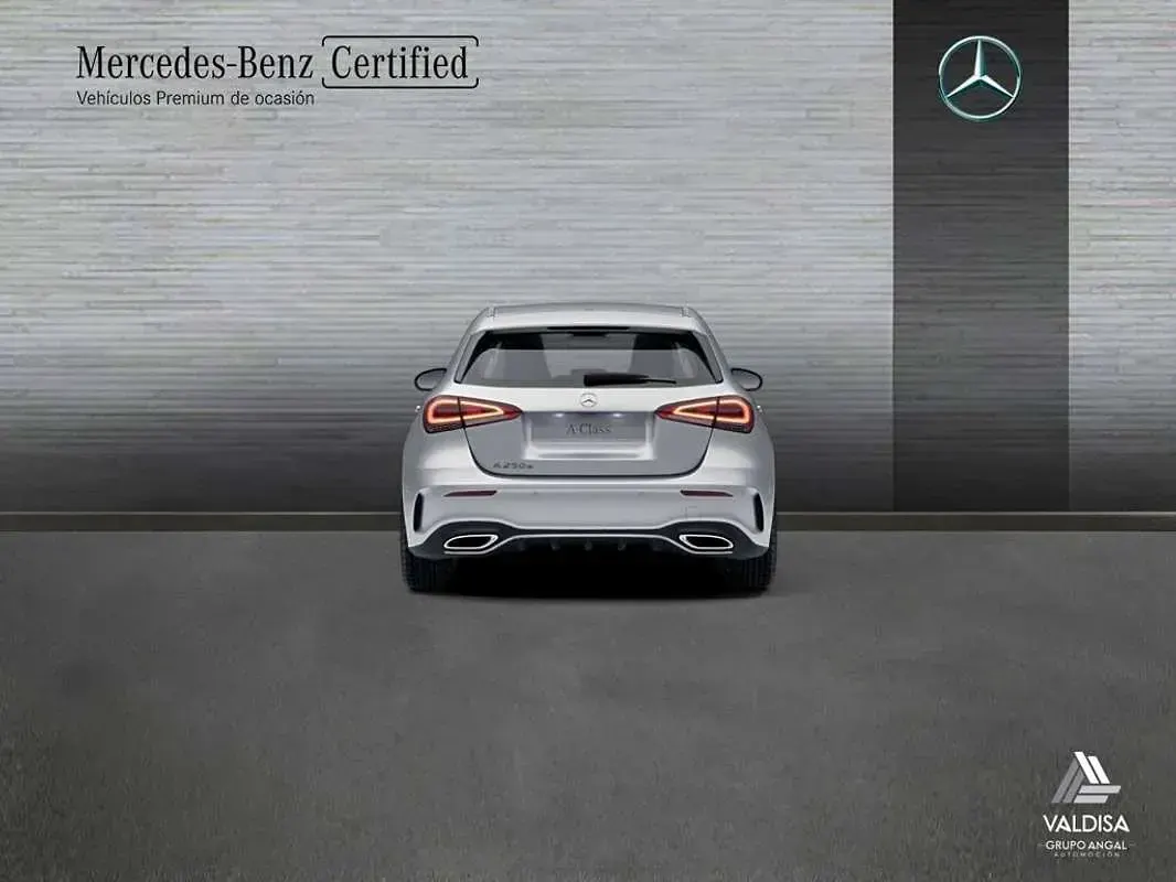 Usado Mercedes A250 AMG line 218 CV (160 kW) 2022 Berlina