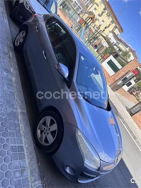 Usado Renault Mégane 105 CV (77 kW) 2010 Azul Berlina