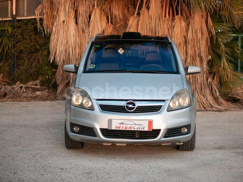 Usado Opel Zafira Enjoy 120 CV (88 kW) 2006 Gris / plata Monovolumen