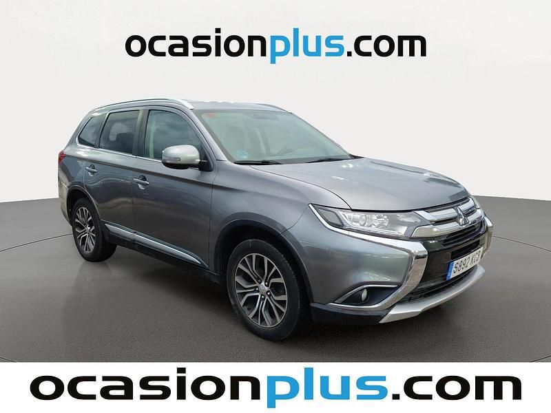 Usado Mitsubishi Outlander Motion 150 CV (110 kW) 2017 Gris SUV
