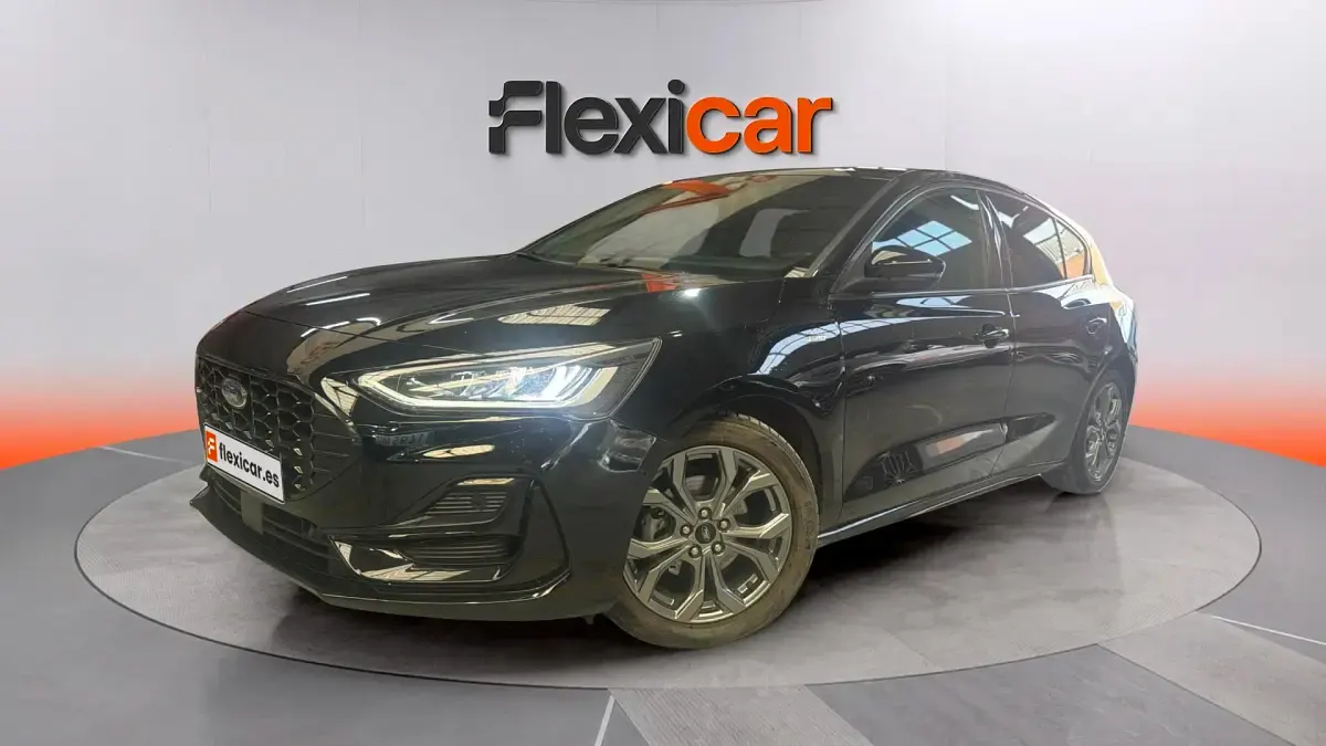 Usado Ford Focus ST-Line 155 CV (114 kW) 2023 Negro Berlina