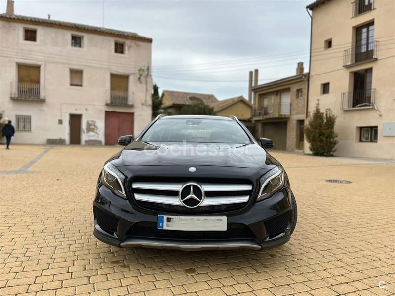 Usado Mercedes GLA220 190 CV (139 kW) 2020 Negro SUV