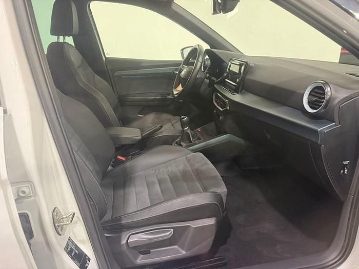 Usado Seat Arona Xperience 115 CV (84 kW) 2025 Blanco SUV