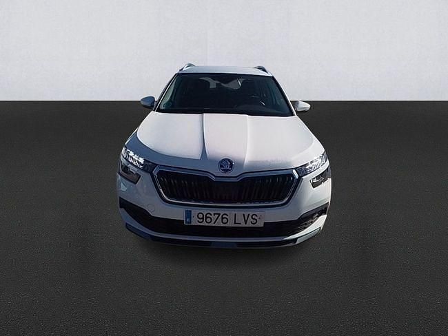 Usado Skoda Kamiq Ambition 110 CV (80 kW) 2021 Blanco SUV