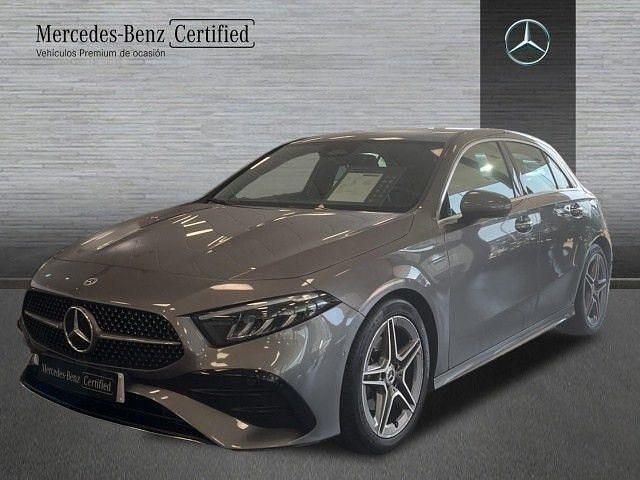 Gris montaña Usado 2024 Mercedes A200 AMG line | 34.500 € (Precio justo) - Imagen 1/4