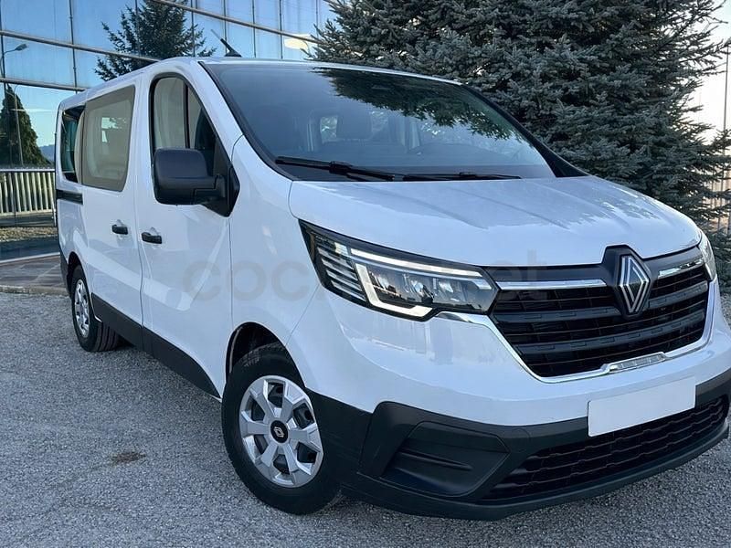 Usado Renault Trafic Equilibre 110 CV (80 kW) 2025 Blanco Monovolumen