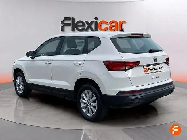 Begagnad Seat Ateca Reference 110 HK (80 kW) 2023 Vit SUV