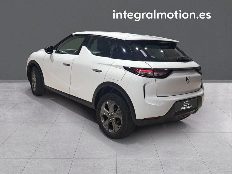 Usado DS Automobiles DS3 So Chic 110 CV (80 kW) 2021 Blanco