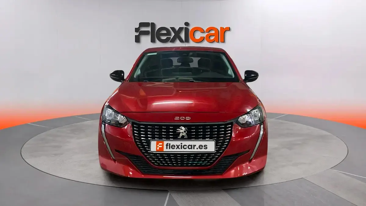 Usado Peugeot 208 Allure 101 CV (74 kW) 2023 Rojo Utilitario