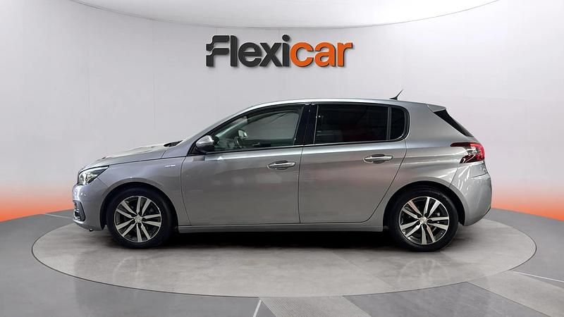 Usado Peugeot 308 Style 131 CV (96 kW) 2021 Gris Berlina